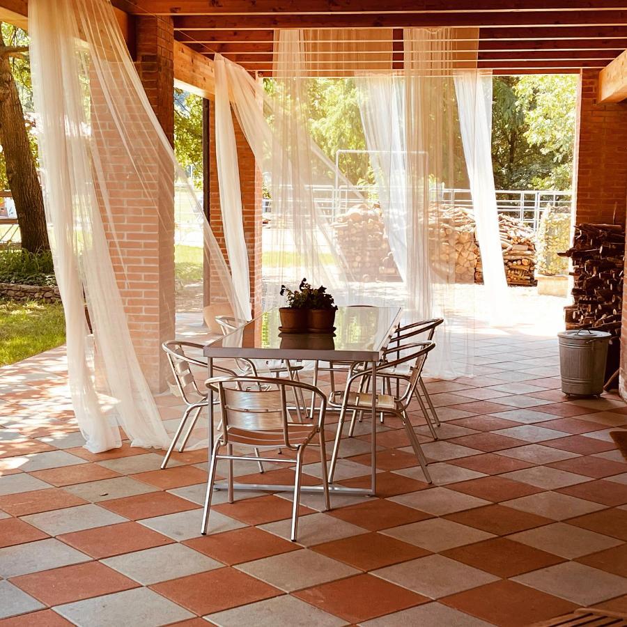 Cameloth B&B Settimo Rottaro Esterno foto